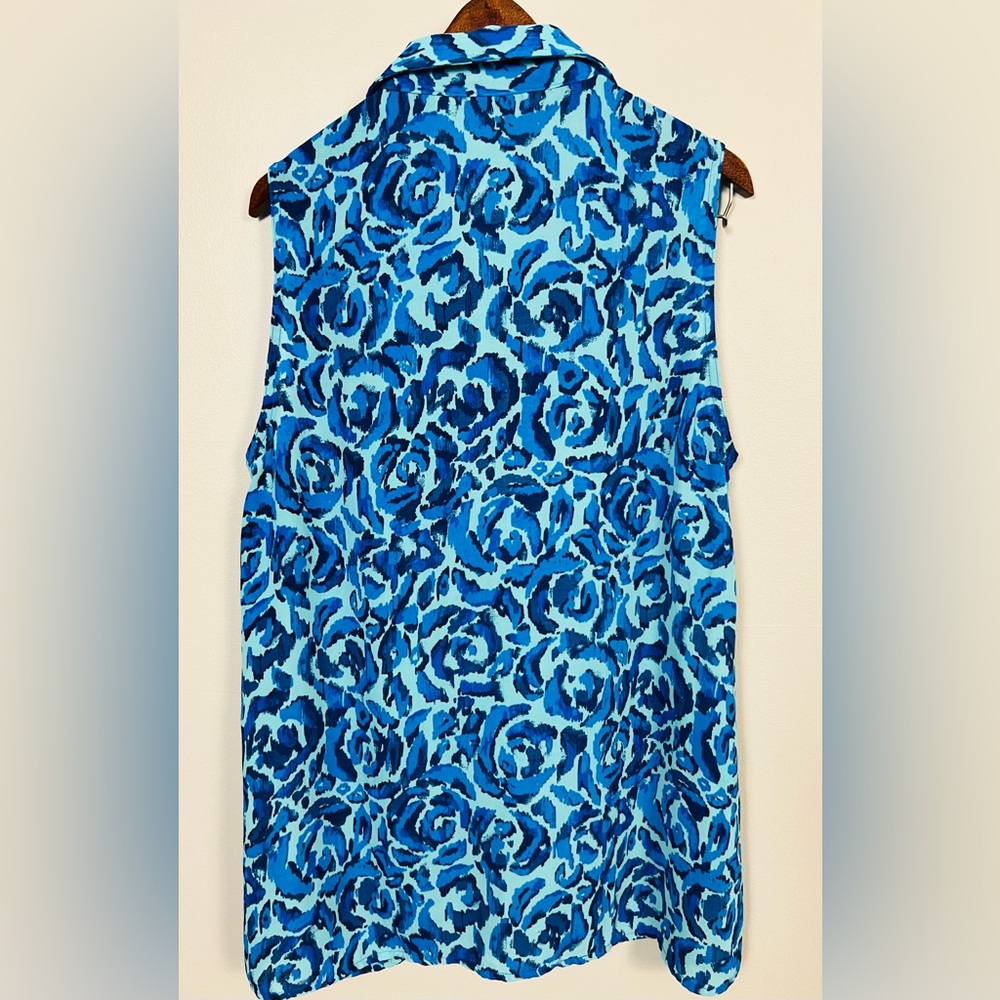 Liz Claiborne Sleeveless Button-Down Top – L | Blue Leopard Print | Flowy Fit - Picture 4 of 13
